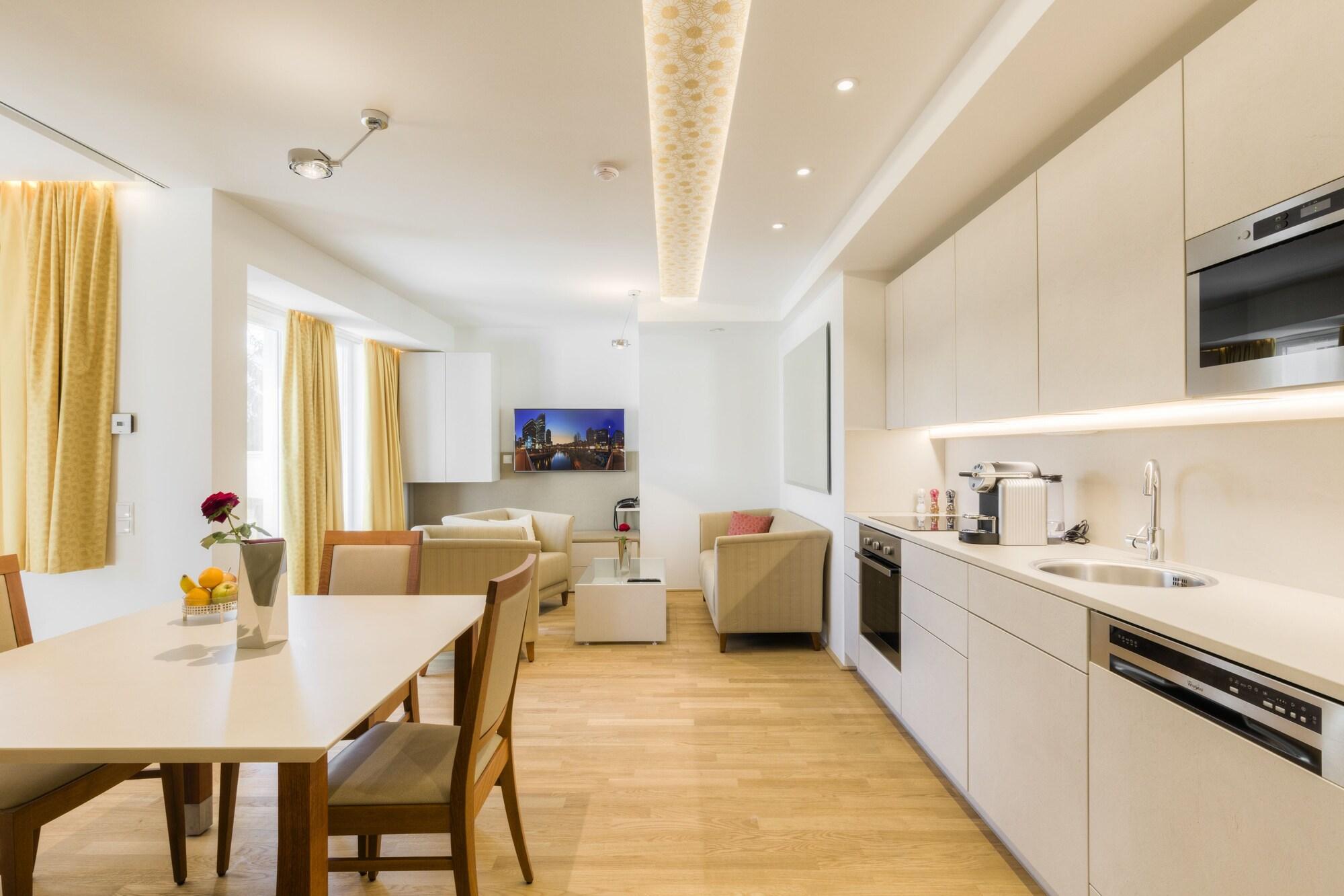 Vienna Grand Apartments DANUBE Buitenkant foto
