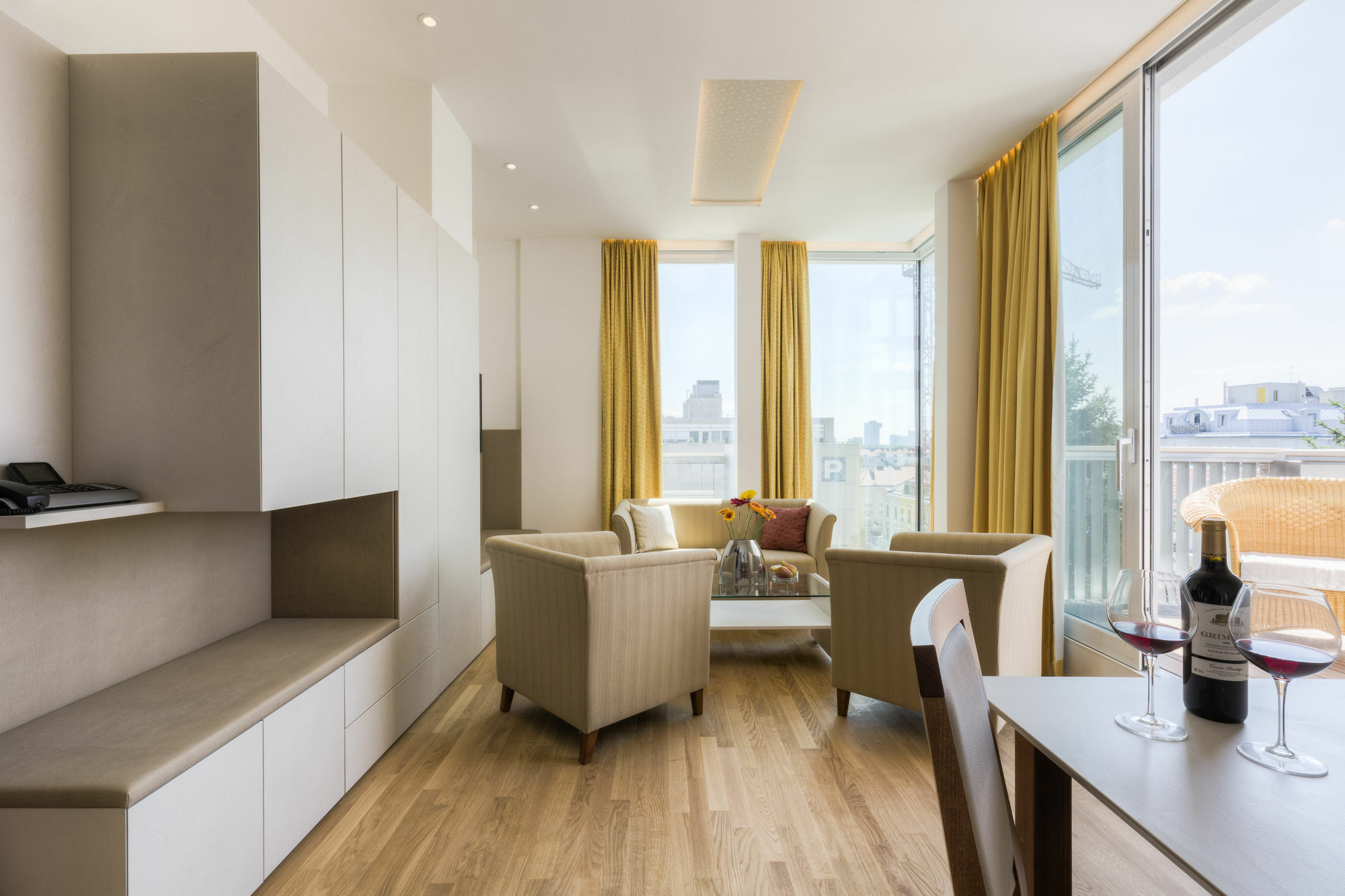 Vienna Grand Apartments DANUBE Buitenkant foto